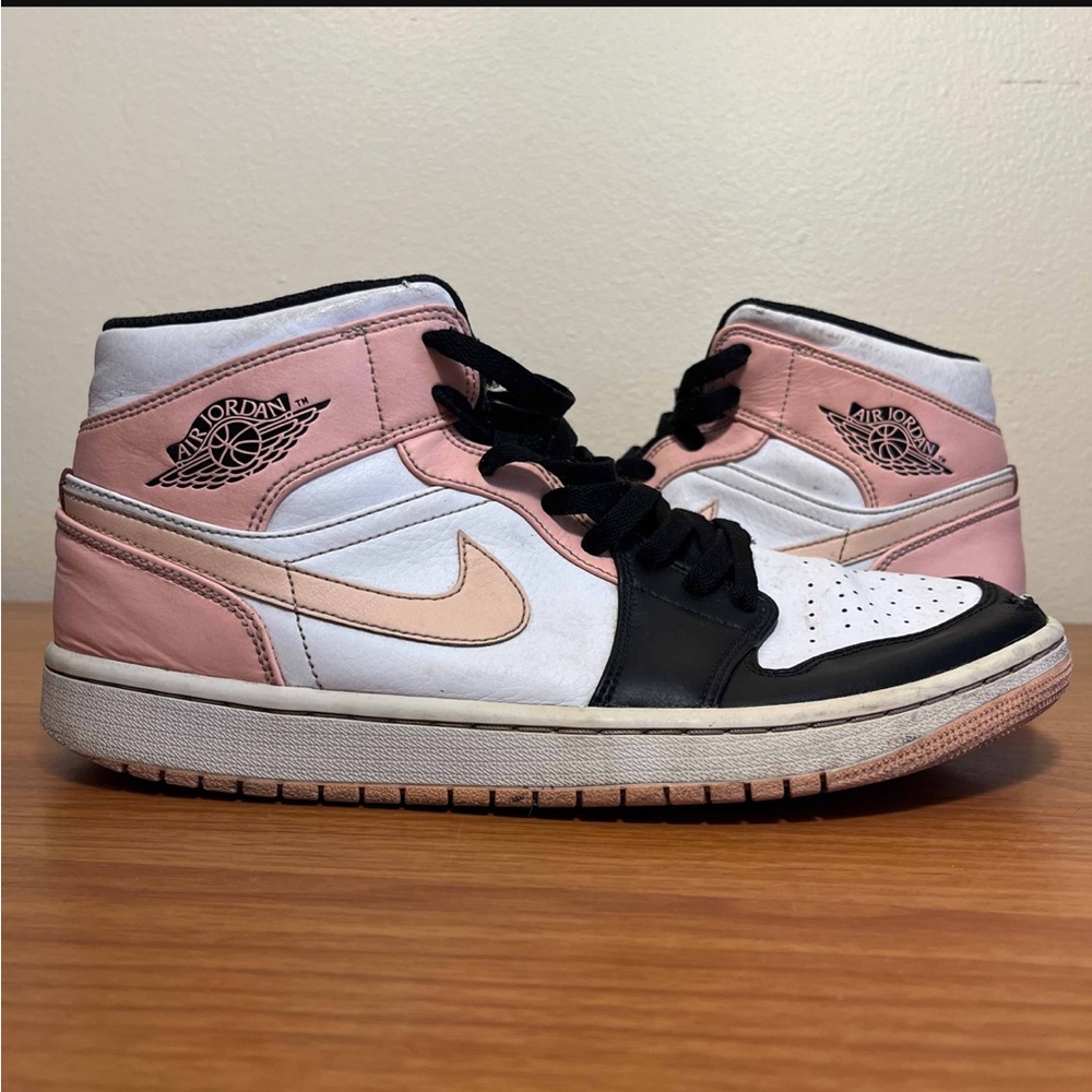 Jordan 1 Mid Crimson Tint - Picture 1 of 12